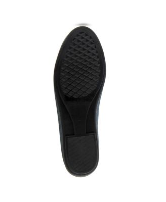 Women's Betunia Almond Toe Loafer Flats