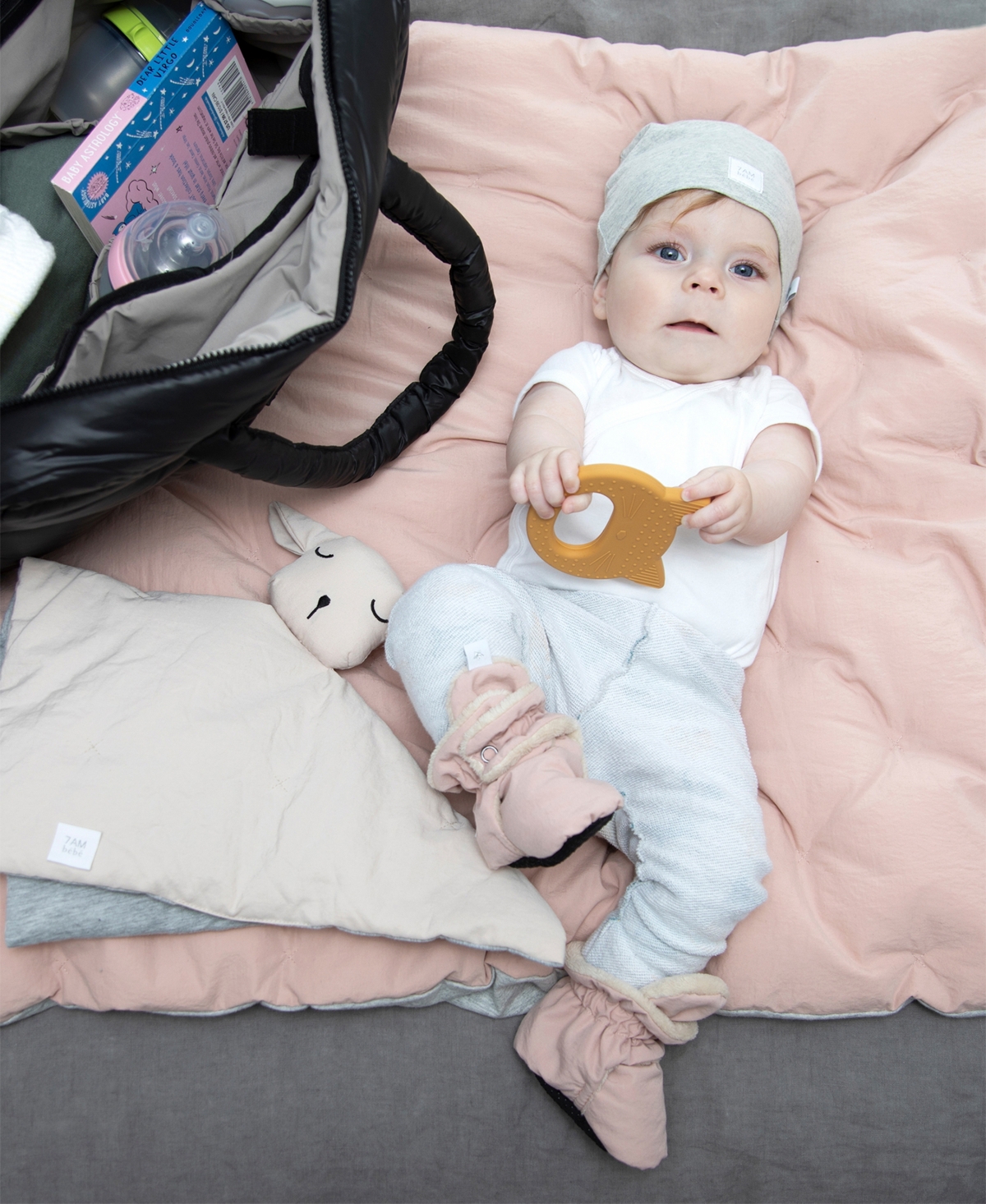7am Enfant Baby Side Snap Booties In Cameo