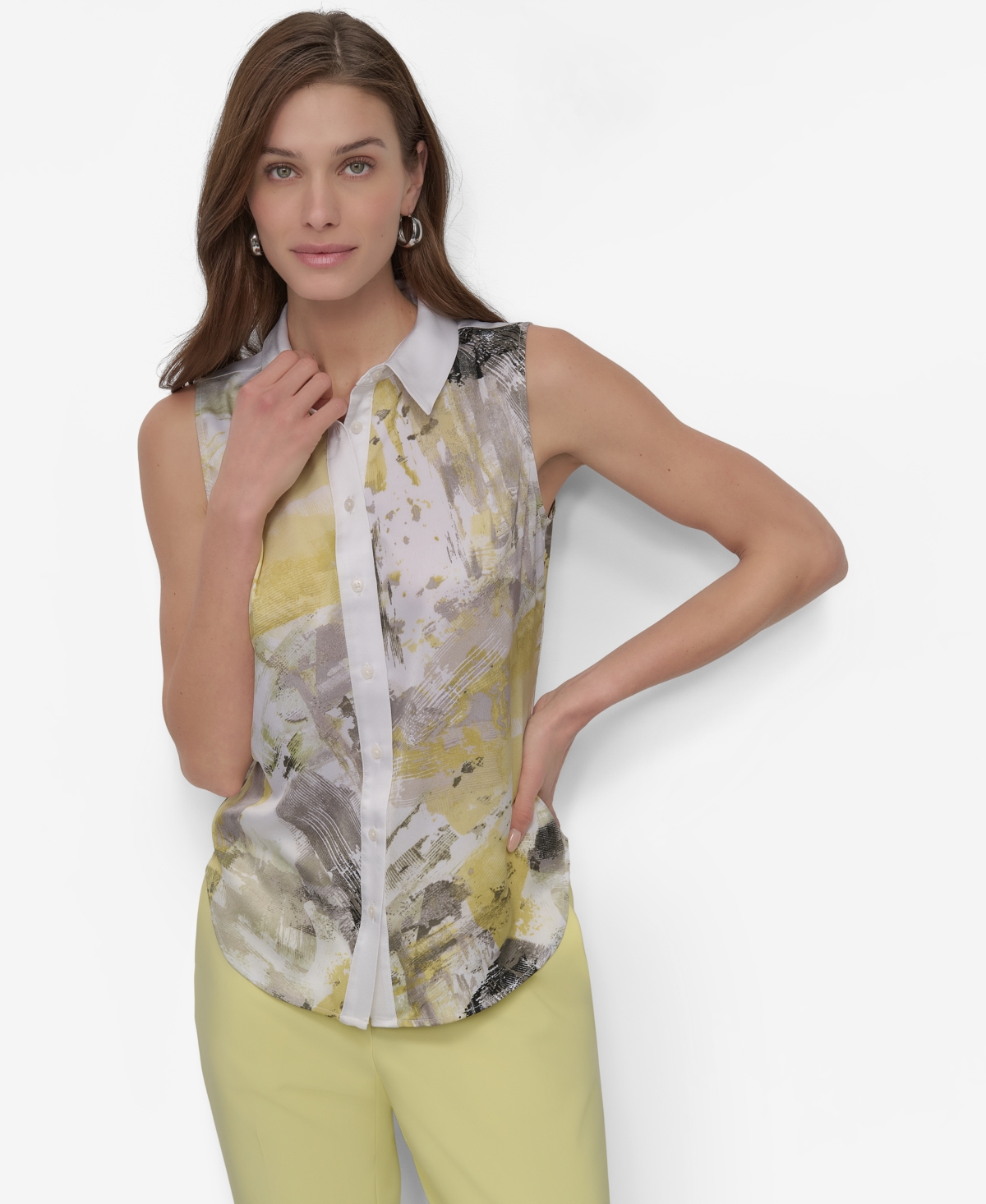 Dkny Women's Printed Sleeveless Collared Blouse In Pebble,light Lemon Multi