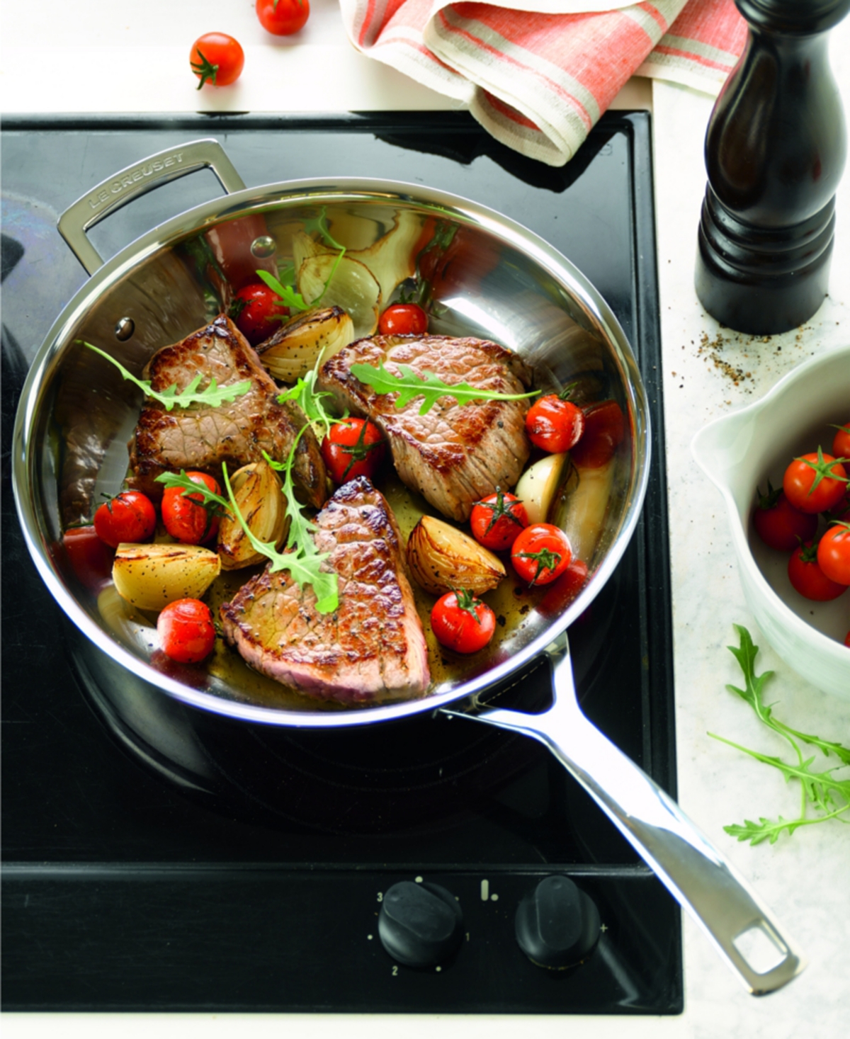 Le Creuset Classic Stainless Steel Round Frying Pan, 11" In Stainless Steel