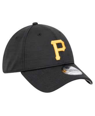 Men's Black Pittsburgh Pirates Tech 39THIRTY Flex Hat