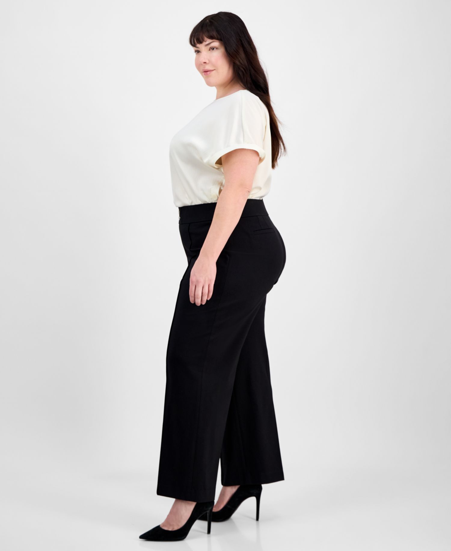 Plus Size Pintucked Pull-On Pants