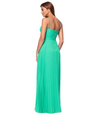 Women's V-Neck Pleated Sleeveless Gown