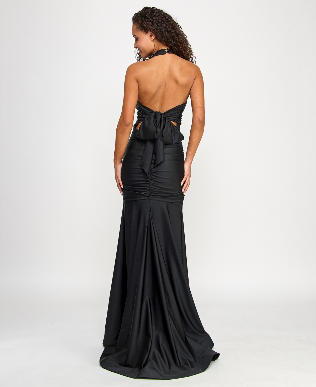 Emerald Sundae Juniors' Ruched Sleeveless Halter Gown In Black