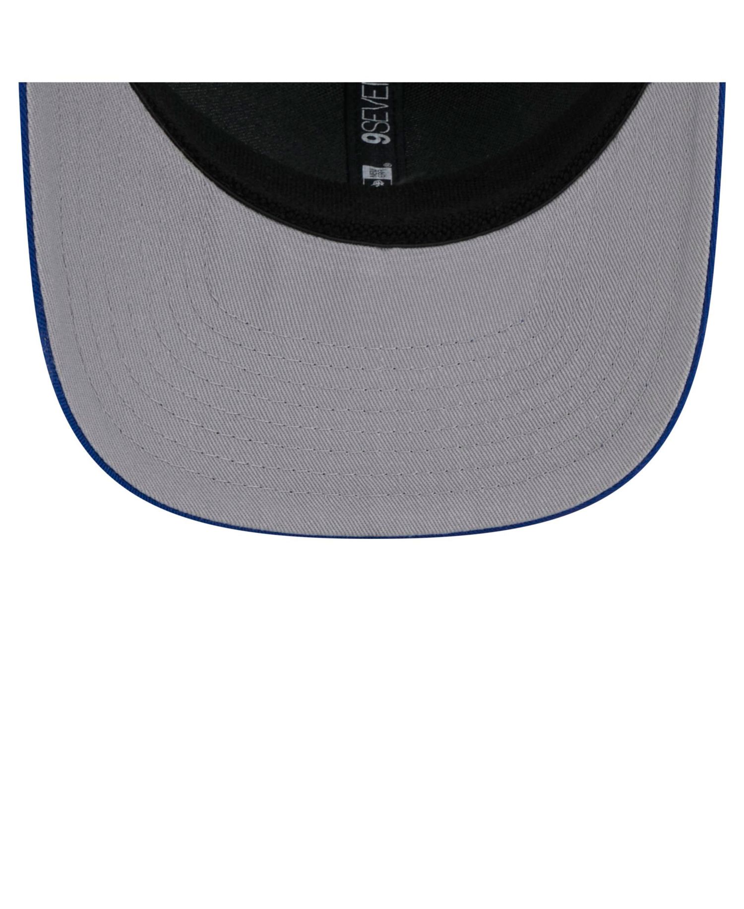 Men's Royal/White New York Islanders Core Trucker 9SEVENTY Stretch-Snap Hat
