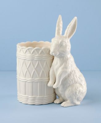 Wicker Creek Bunny Vase