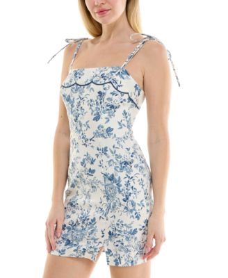 Juniors' Scallop-Trim Bodycon Mini Dress