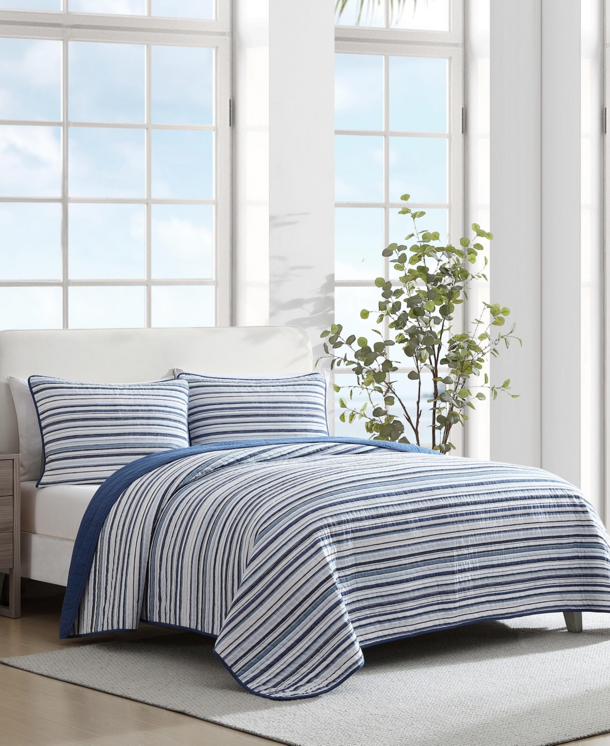 Nautica Pembrook Reversible 2-pc. Quilt Set, Twin In Captains Blue,white