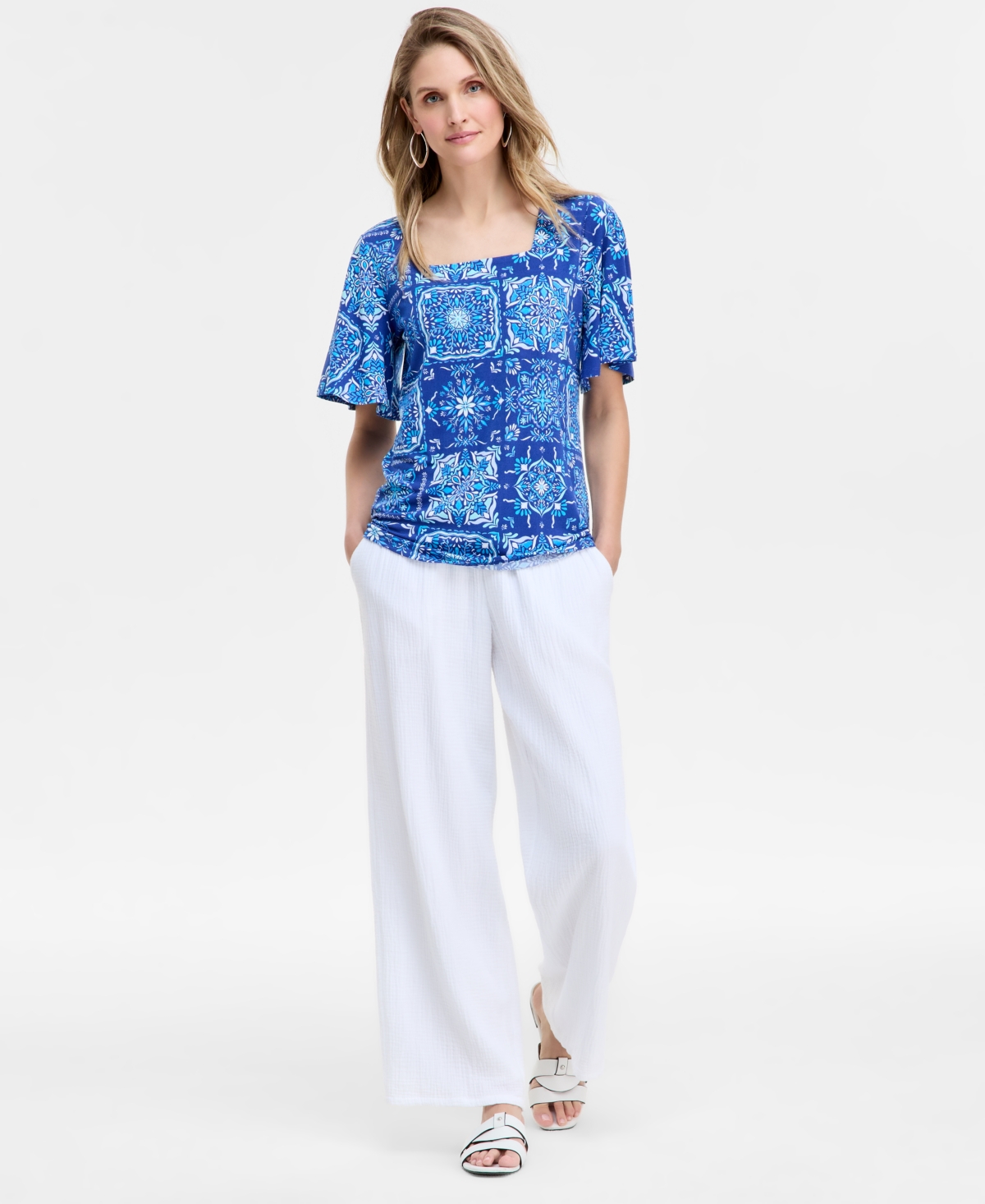 JM COLLECTION WOMEN'S PRINTED FLUTTER-SLEEVE SQUARE NECK CREPE TOP, EXCLUSIVELY AT MACY'S 
