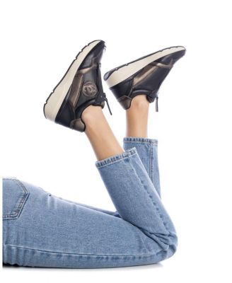 Carmela Collection Women's Leather Casual Sneakers By Xti