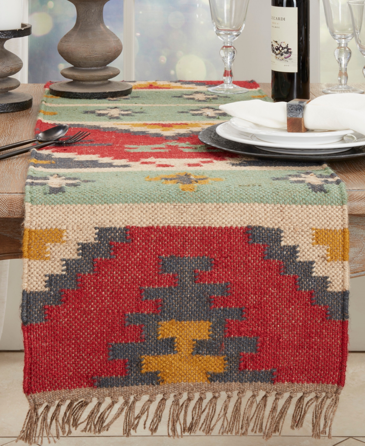 Saro Lifestyle Tribal Tapestry Kilim Table Runner, 16" x 72"