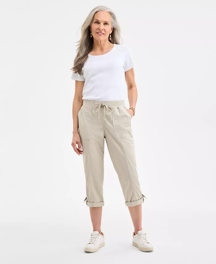 Women's Mid-Rise Pull-On Capri Pants