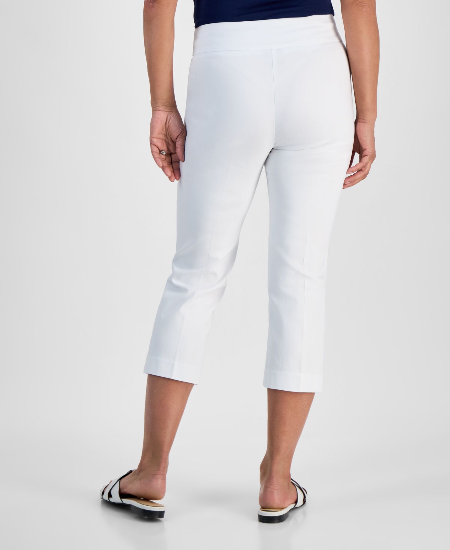 Women's Pull-On Capri Tummy-Control Pants