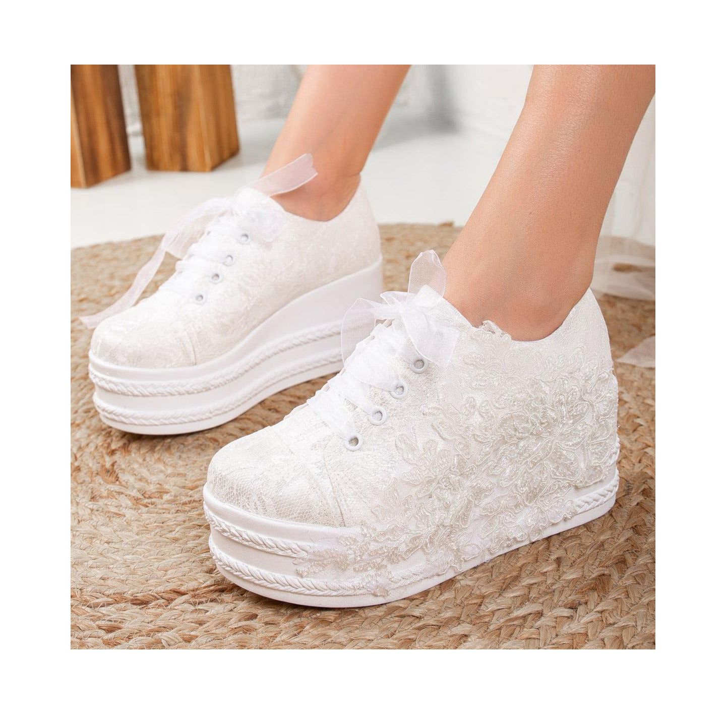 Женские кроссовки Forever & Always Shoes Claudine Lace Bridal Platform, цвет: Слоновая кость — фото 3