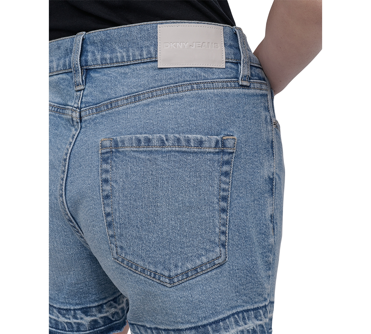 DKNY JEANS WOMEN'S MID-RISE RELEASED-HEM DENIM SHORTS 