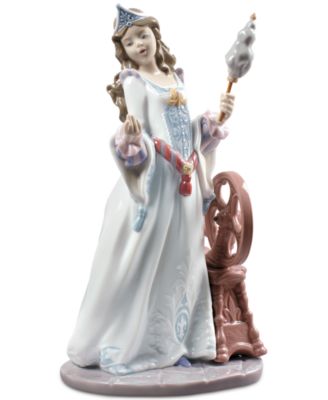 Lladró - Porcelain Sleeping Beauty Figurine
