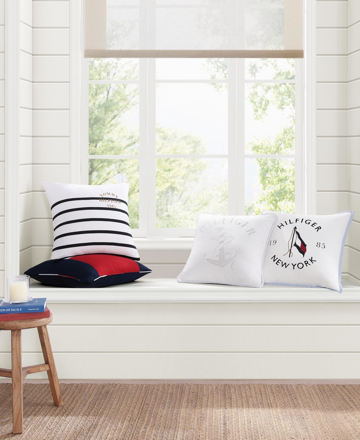 Tommy Hilfiger Anchor With Rope Cotton Canvas Decorative Pillow In White