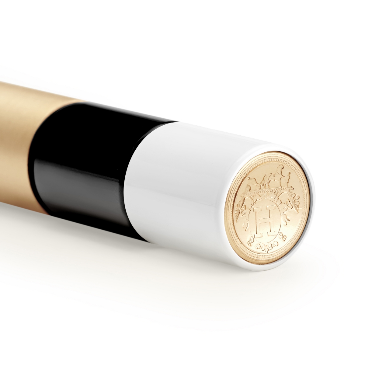 Hermes Trait D' Revitalizing Care Mascara In 01 Noir Fusain