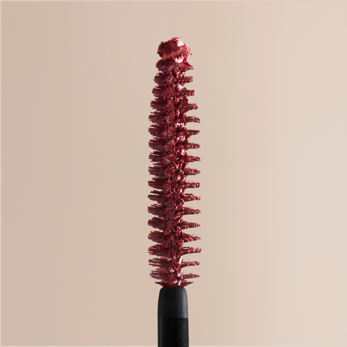 Hermes Trait D' Revitalizing Care Mascara In 03 Rouge H