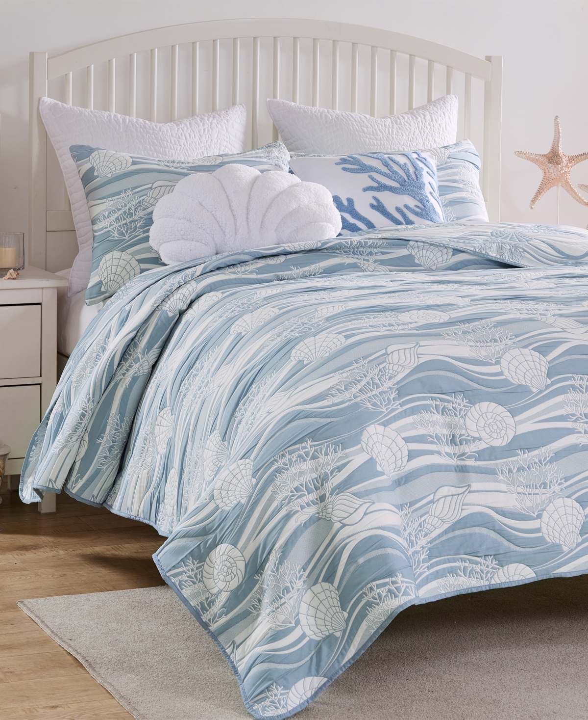 Greenland Home Fashions Dover Reversible Matelasse 2-pc. Coverlet Set, Twin In Tidal Blue