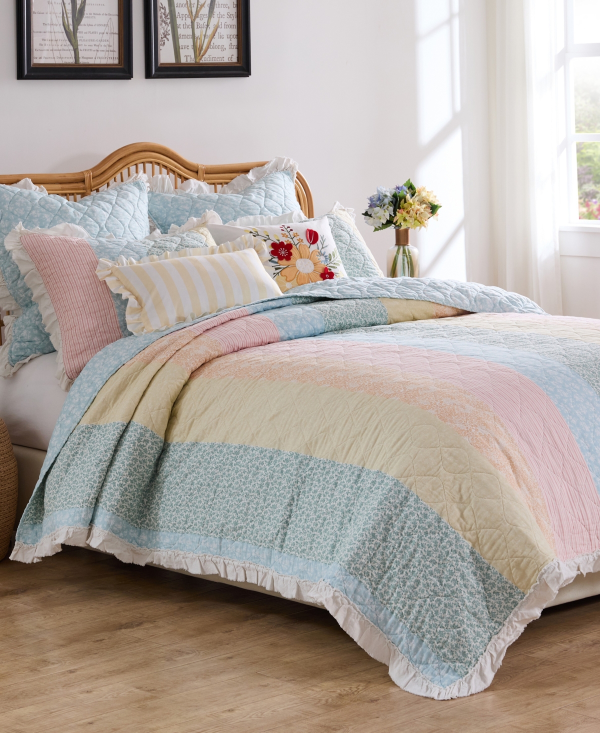 Greenland Home Fashions Ruffled Shabby Chic 3-pc. Quilt Set, King In Pastel