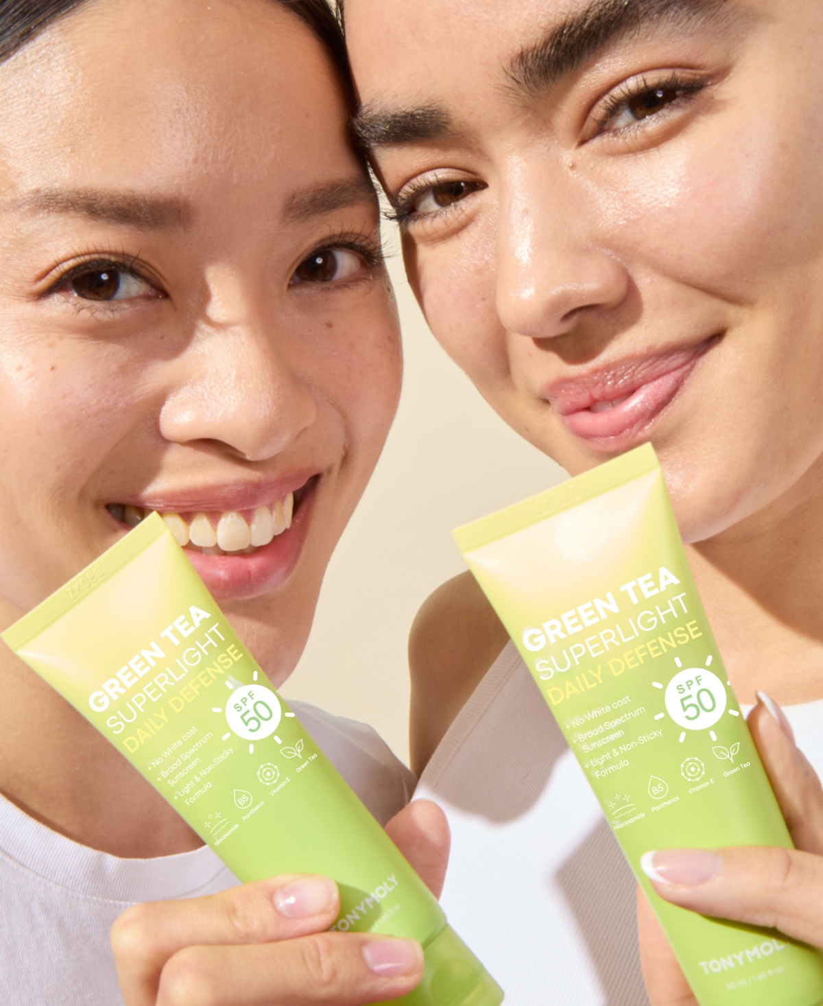 Tonymoly Green Tea Superlight Daily Defense Sunscreen In No Color