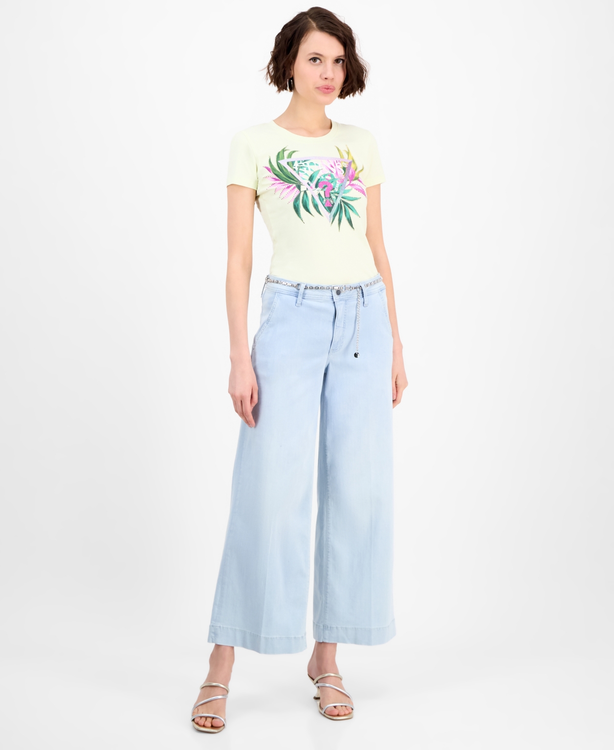 GUESS WOMEN'S EMBELLISHED GRAPHIC PRINT SHORT-SLEEVE T-SHIRT 