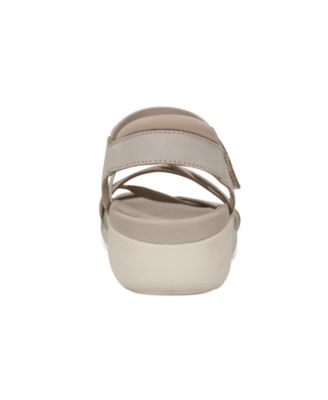 Women's Winsor Strappy Lightweight Sandals