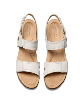 Collection Women's April Clover Riptape Flat Sandals