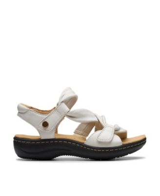 Collection Women's Laurieann Bell Round Toe Flat Sandals