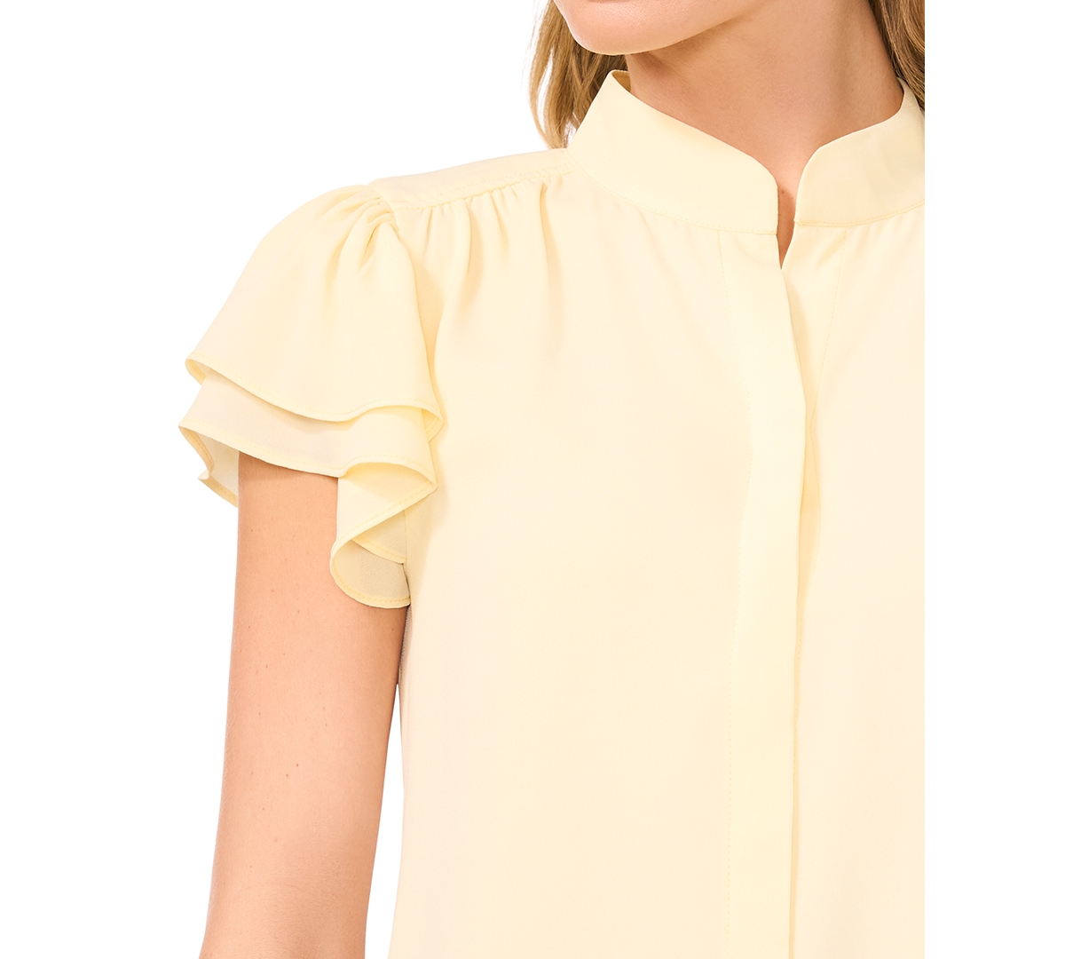 CECE WOMEN'S FLUTTER-SLEEVE BUTTON-FRONT BLOUSE 