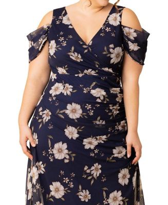 Plus Size Seraphina Mesh Gown