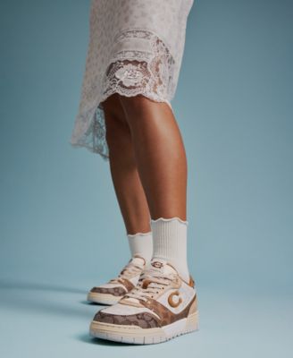 SoHo Leather Lace-Up Casual Sneakers