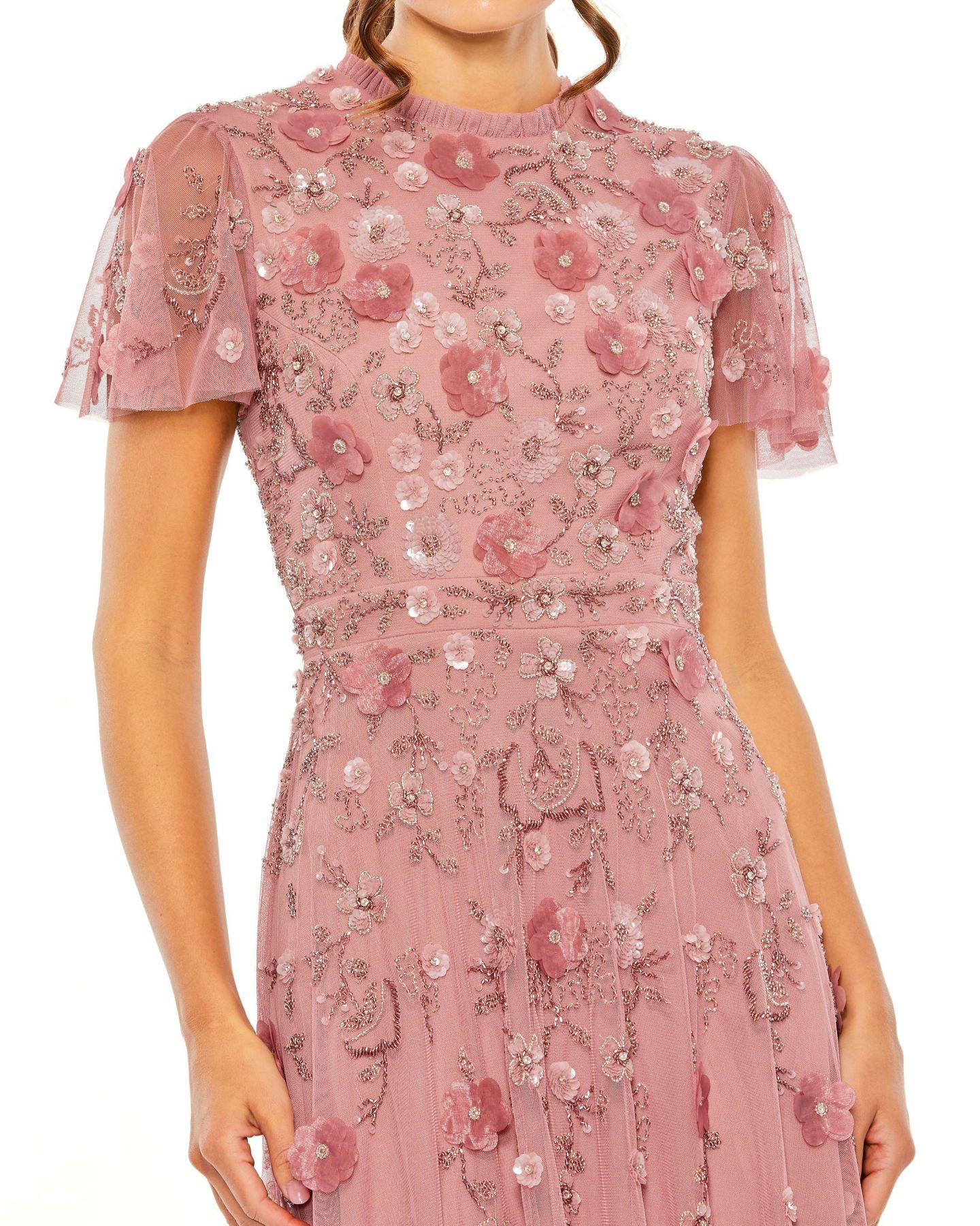 Женское платье Mac Duggal Embellished High Neck Cap Sleeve A Line, цвет: Ягодный — фото 4