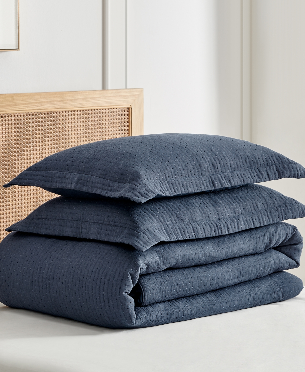Levtex Reede Textured 3-pc. Duvet Cover Set, King/california King In Navy