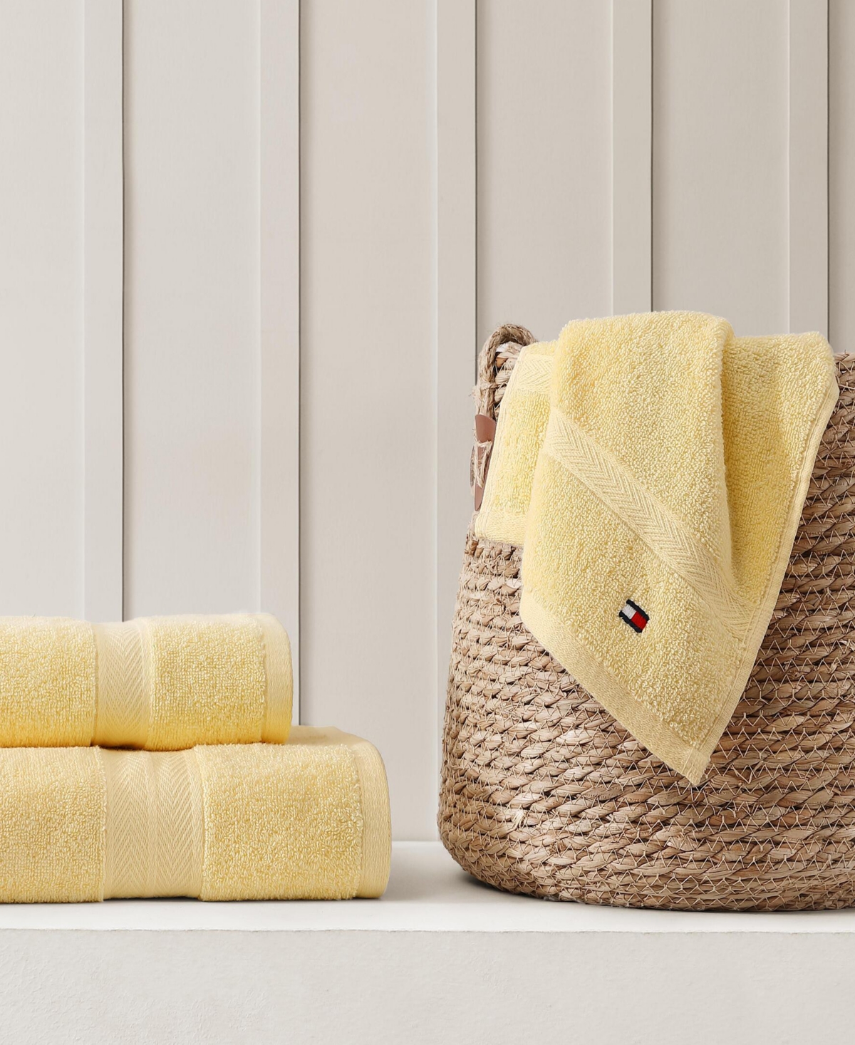 TOMMY HILFIGER HOME MODERN AMERICAN SOLID COTTON HAND TOWEL, 16" X 26" 