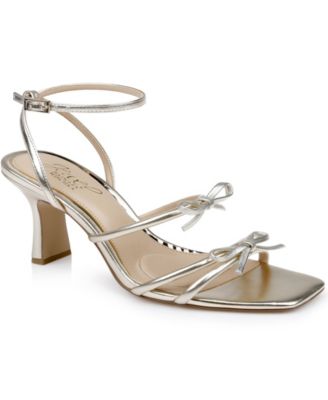 Jewel Badgley Mischka