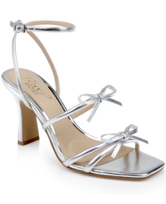 Jewel Badgley Mischka