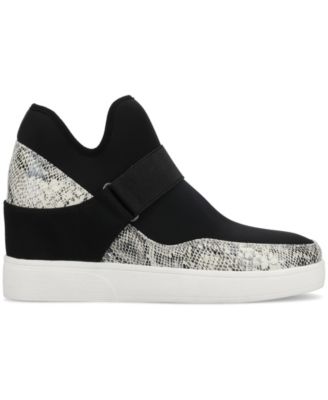 Women's Damari Stretch Wedge Sneakers