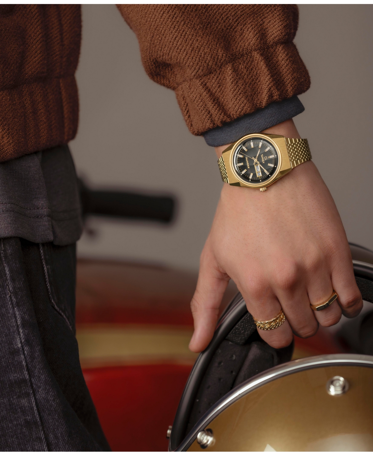 Timex Q Falcon Eye Chronograph 40mm In Gold Tone