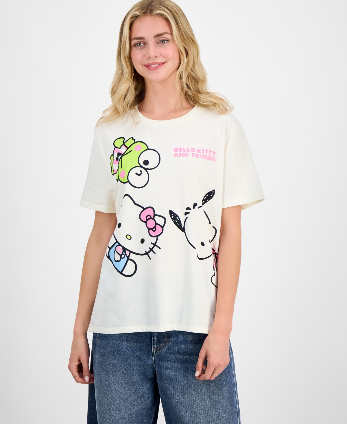 Juniors' Hello Kitty Graphic Print T-Shirt - Egret