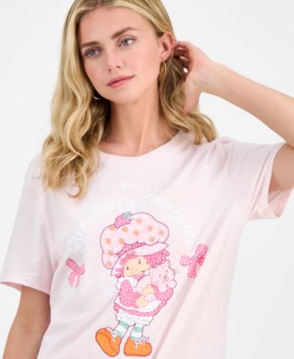 Juniors' Strawberry Shortcake Graphic Print T-Shirt