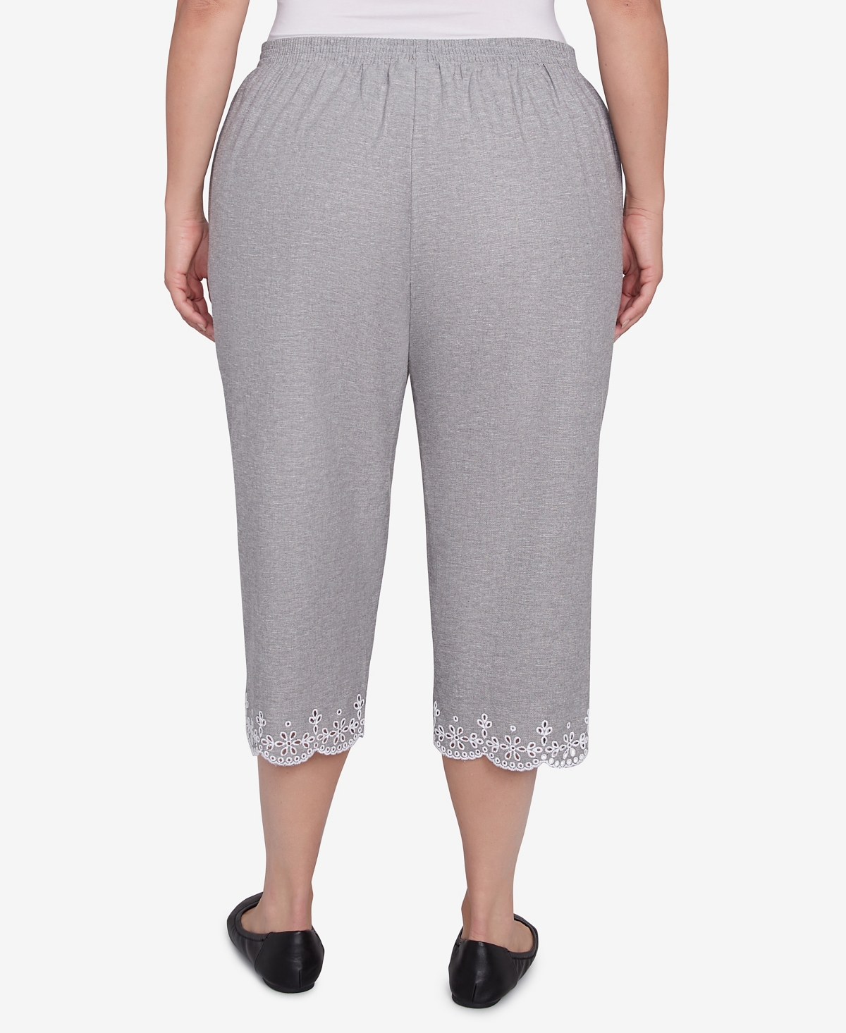 Alfred Dunner Plus Size Crystal Springs Eyelet Embroidered Capri Pants In Gray