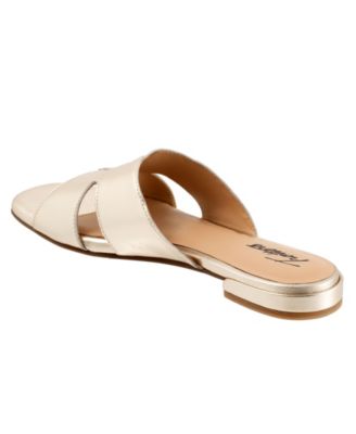 Nell Sandal