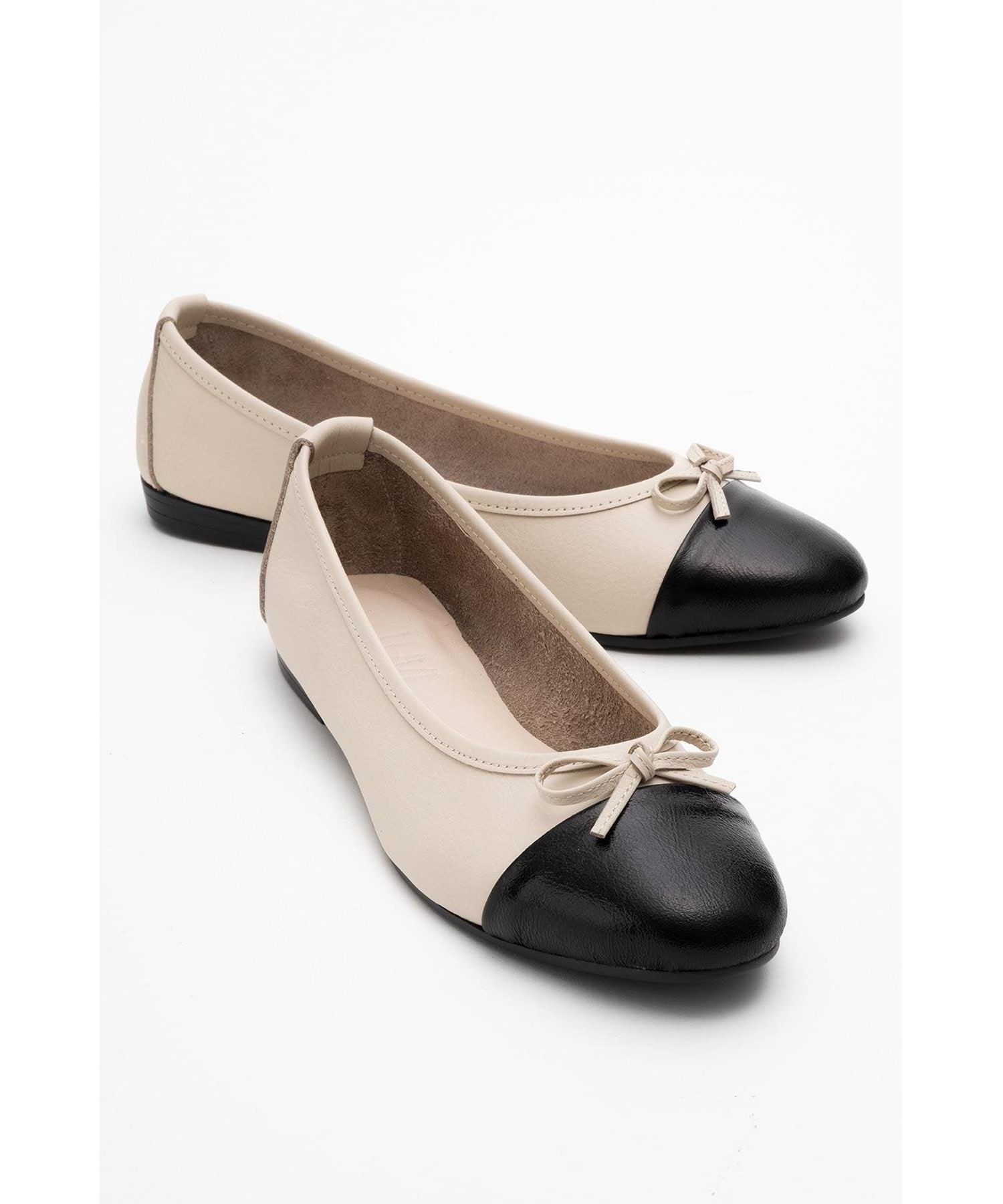 женские кожаные балетки Rayne Cap Toe