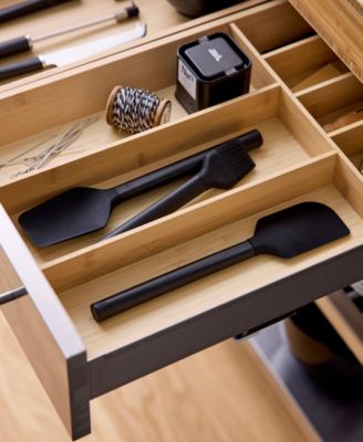 Margrethe 6.3-Quart Bowl with Silicone Spatula