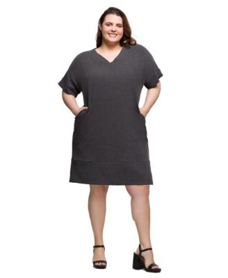 Plus Size V-Neck Loose Fit Short Sleeve Pocket T Shirt Dress