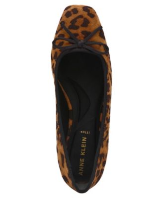 Women's Aspen Snip Toe Ballet Flats