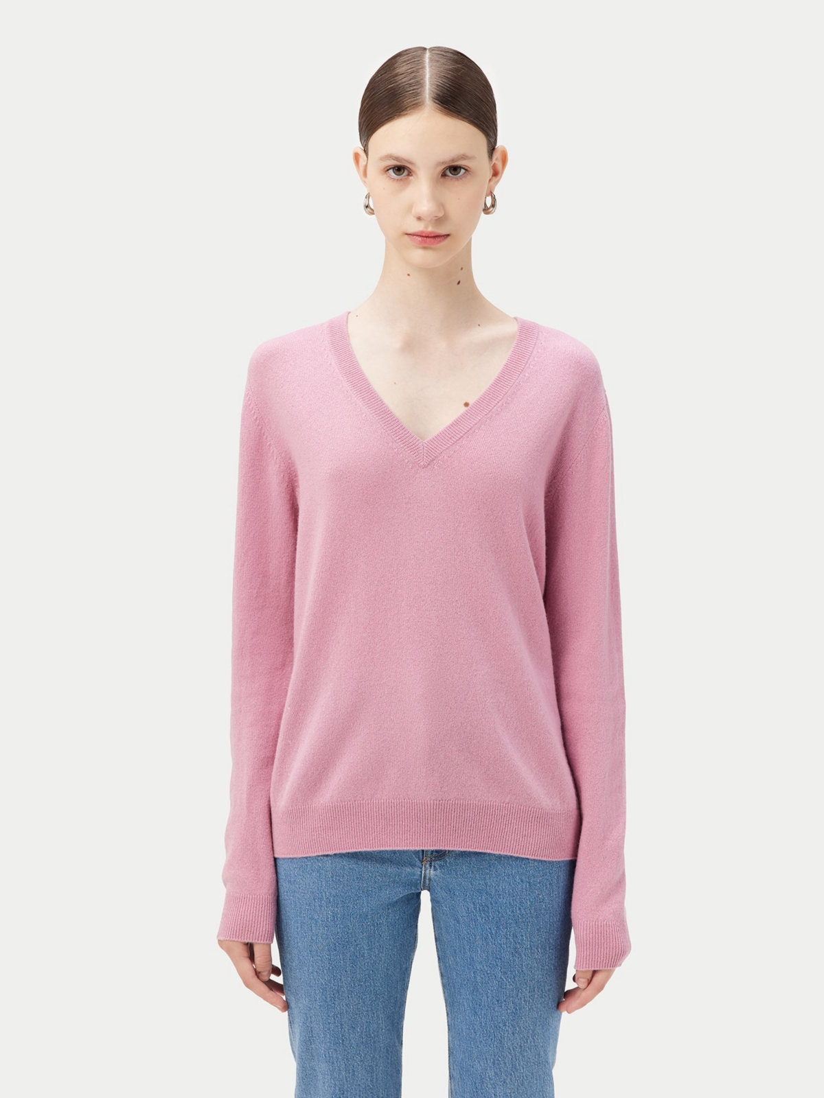Gobi Cashmere Women's Essential Cashmere V-Neck Sweater