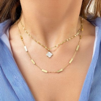 Mother of Pearl Clover Charm 14K Gold - 14 millimeters